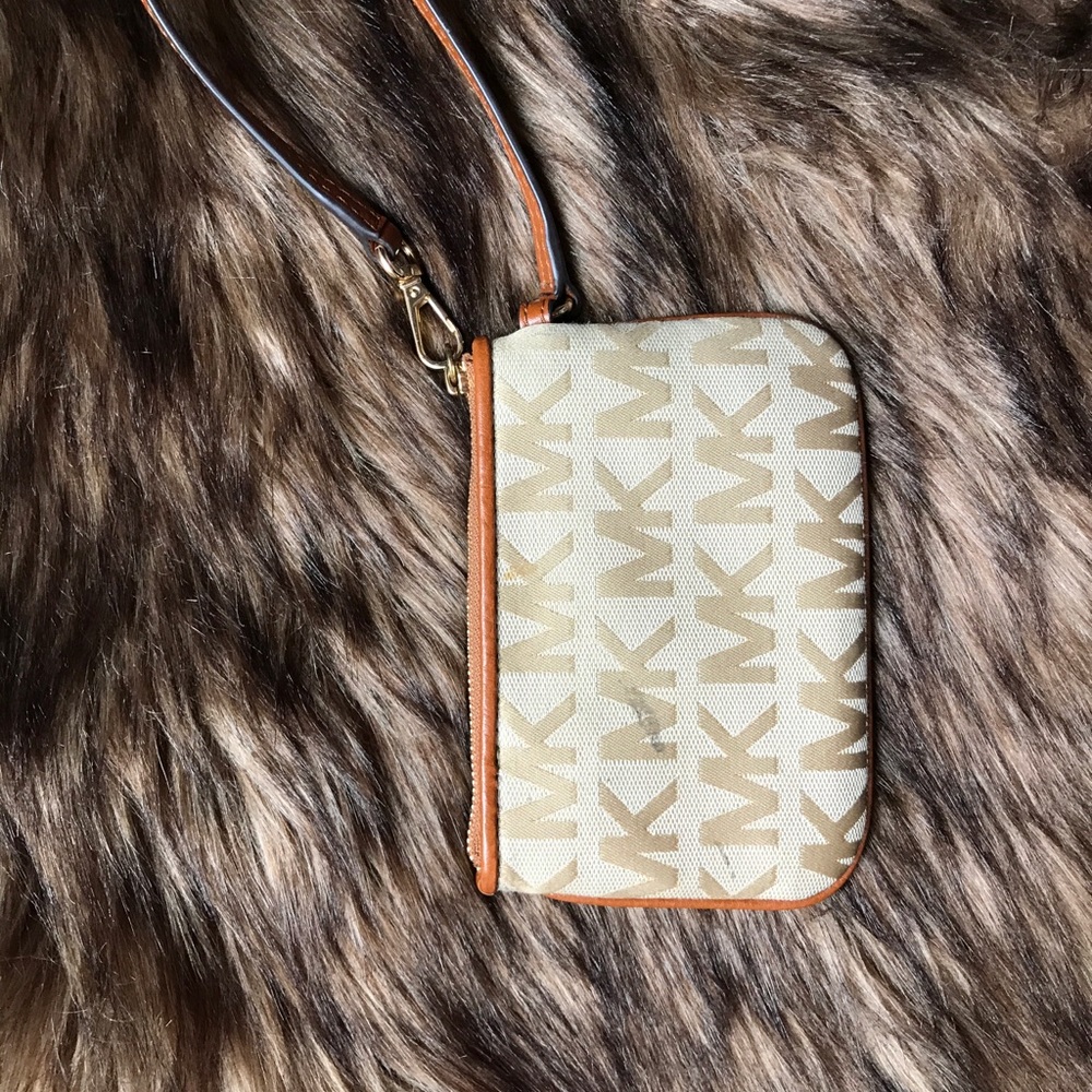 Michael Kors Wristlet